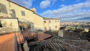 Central Spoleto 6 Guests apt With Terrace