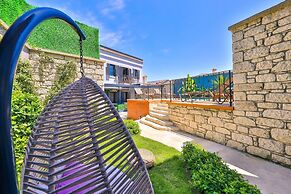 Pitoresk Otel