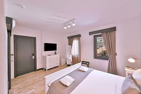 Pitoresk Otel