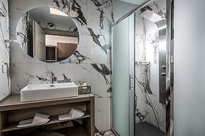 Ebenus Suites by Checkin
