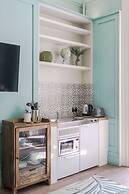 4 Berkeley Sq - YourApartment