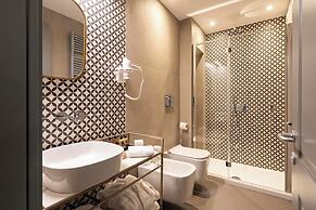 Loly Boutique Hotel