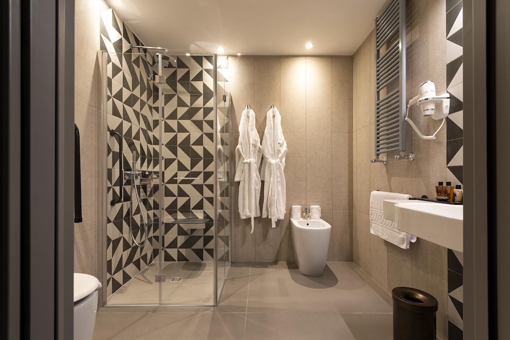 Loly Boutique Hotel