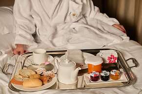 Loly Boutique Hotel