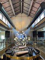 Loly Boutique Hotel