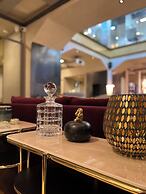 Loly Boutique Hotel