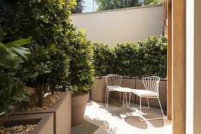 Loly Boutique Hotel