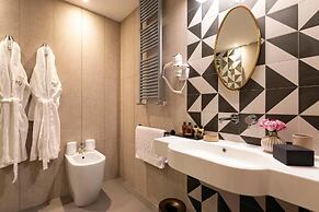 Loly Boutique Hotel