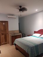 Hotel La Cueva De Limón
