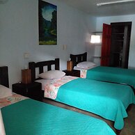 Hotel La Cueva De Limón