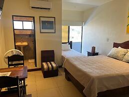 Hotel La Cueva De Limón