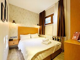 Sultan Pier Hotel