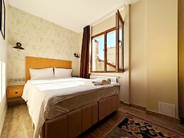 Sultan Pier Hotel