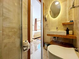Sultan Pier Hotel