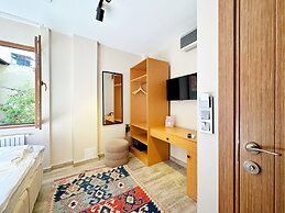 Sultan Pier Hotel