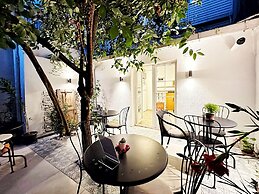 Sultan Pier Hotel
