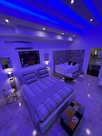 GianLuis Luxury Suites