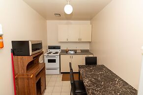 Borden Inn & Suites