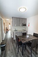 Borden Inn & Suites