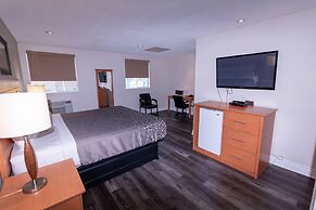 Borden Inn & Suites
