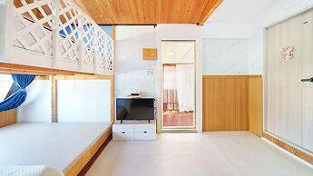 Pohang Puleungolae Caravan