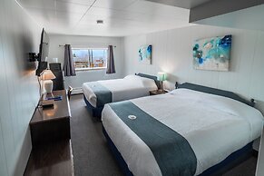 Uptowner Hotel