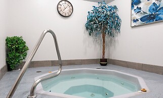 Uptowner Hotel