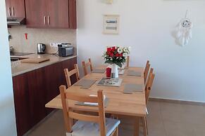 Beautiful 2-bed House in Mandria, Paphos