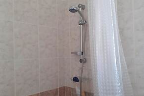 Beautiful 2-bed House in Mandria, Paphos