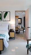 Flamboyan Hotel & Residences