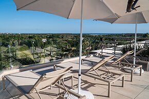 Flamboyan Hotel & Residences