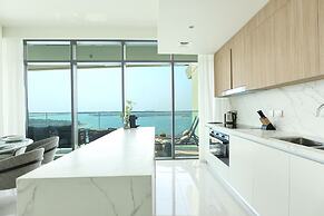 HiGuests - Beach Vista Tower 2
