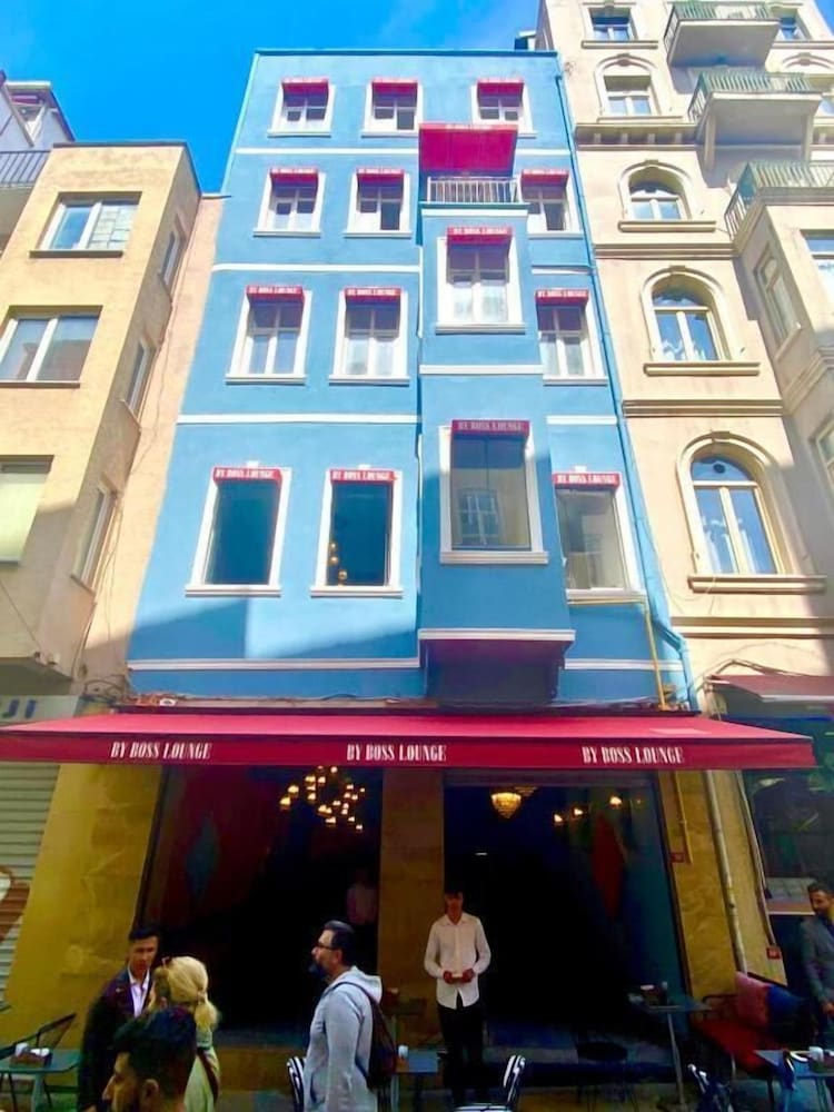 By Boss Hotel