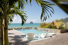 Eden Roc Villas