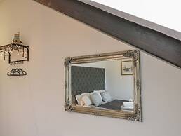Foxton Penthouse