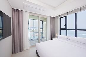 Shift Door Residence Hari