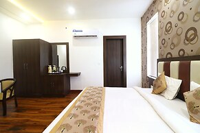 Hotel Taj Venture By Park Tree