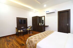 Hotel Taj Venture By Park Tree