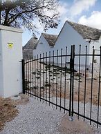 Trullo Home Sleeps 4 With Pool