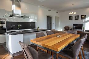 ZOYA LUXURY RESIDENCE