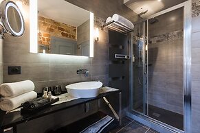 Le Petit Manoir