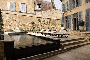 Le Petit Manoir