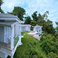 Adeluna Luxury Ocean View Villas
