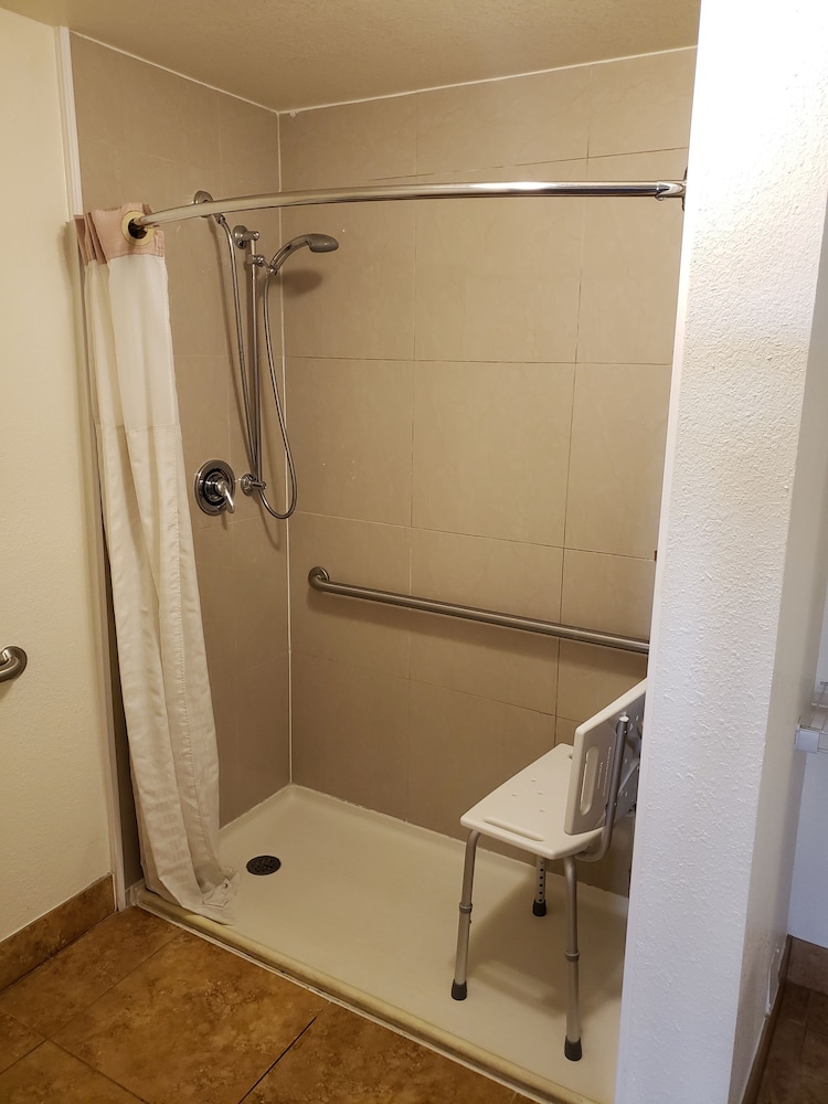 Oceanfront Inn and Suites
