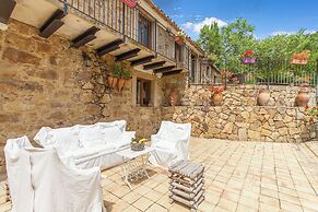Villa Olmo With Private Pool