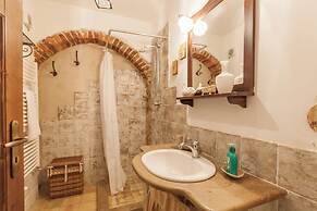 Villa Olmo With Private Pool