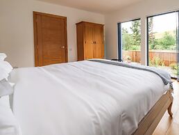 No1 The Lodge
