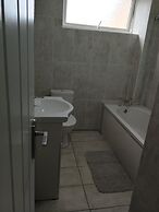 Bluewater House - Immaculate 4-bed in Greenhithe