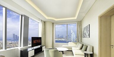 LUX Iconic Views at The Palm Tower 5