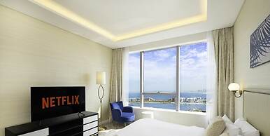 LUX Iconic Views at The Palm Tower 5